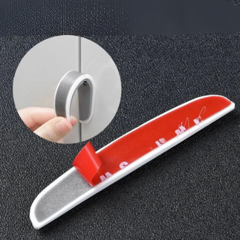 Ochrana dveří auta – diskrétní a proti nárazům