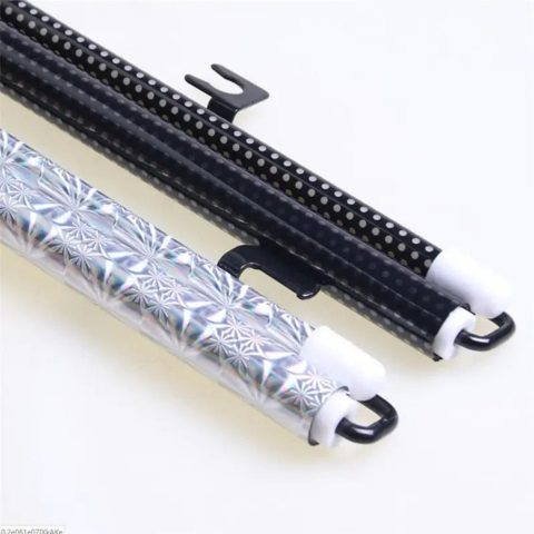 Parasolar retractabil pentru parbriz – protecție maximă