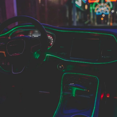 Oświetlenie wewnętrzne RGB – Styl i atmosfera gwarantowane 