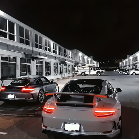 מצלמת לוח מחוונים — הקלטות HD ברורות ויציבות 