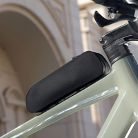 תיק מושב אווירודינמי — עיצוב קומפקטי ועמיד במים 