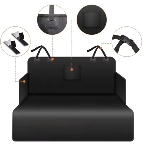 Přehoz na kufr auta pro psa — Zajištěna bezpečnost a čistota 