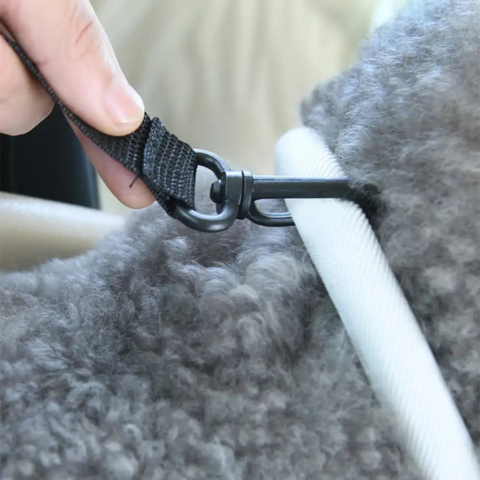 Auto Kurv Til Lille Hund — Sikkerhed Og Komfort I Bilen 