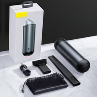 Přenosný dobíjecí vysavač — Rychlé a efektivní čištění 