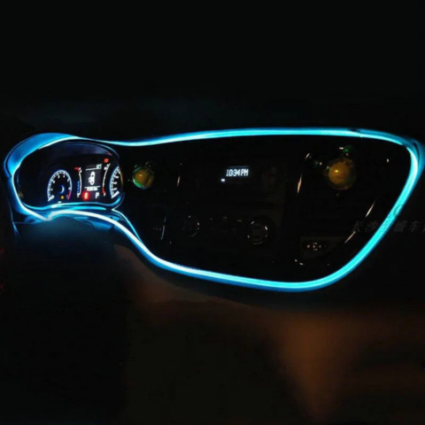 Auto světelné pásy – RGB atmosféra interiéru 