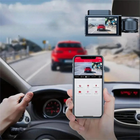 מצלמת רכב מובנית - עדשה כפולה עם מצלמה אחורית מובנית 