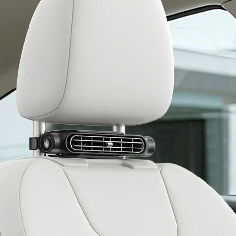 Autonistuimen tuuletin – Kiinnitys pääntukeen 