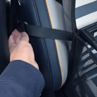 כסא רכב מתקפל לכלב - פרקטי ובטוח 