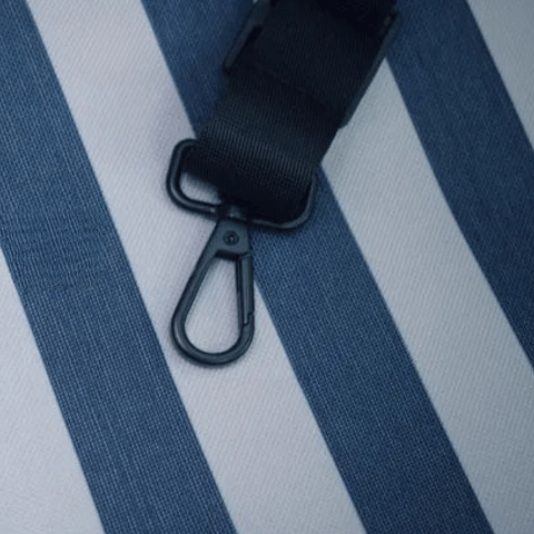 כסא רכב מתקפל לכלב - פרקטי ובטוח 