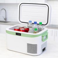 מקרר חשמלי לרכב – קומפקטי ורב תכליתי 